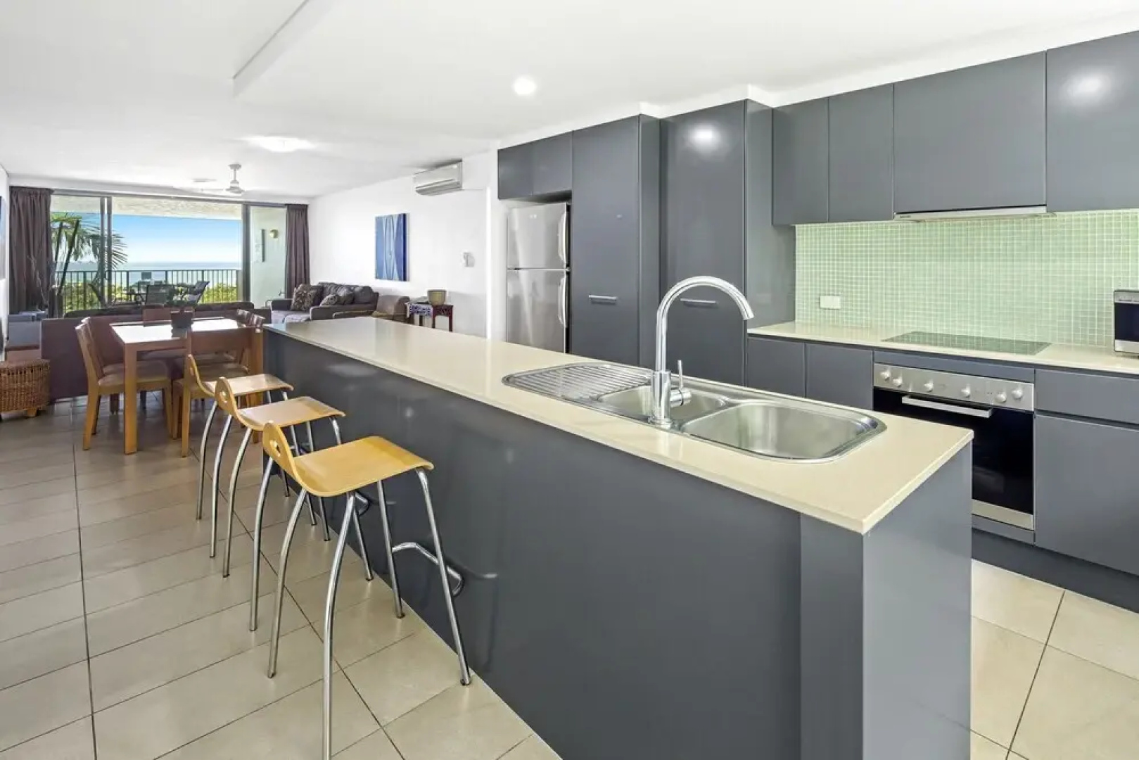Grand Mercure Azure Sea Whitsundays