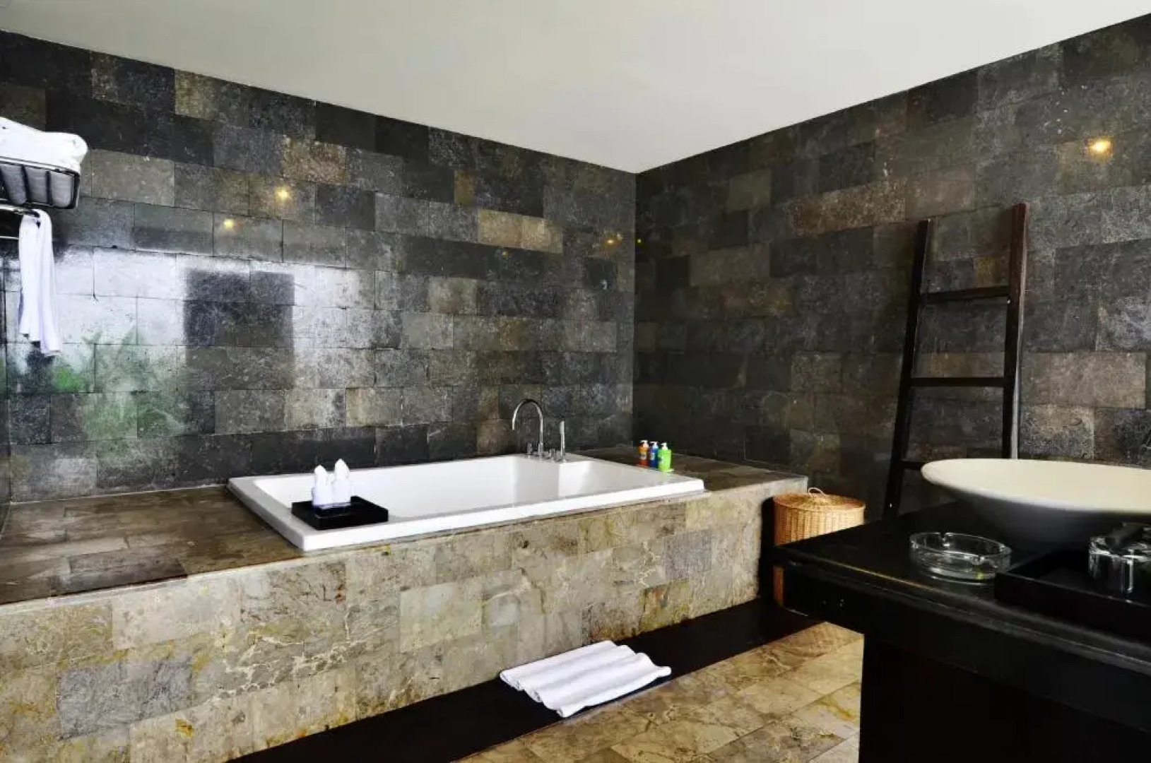 The Khayangan Dreams Villa Umalas