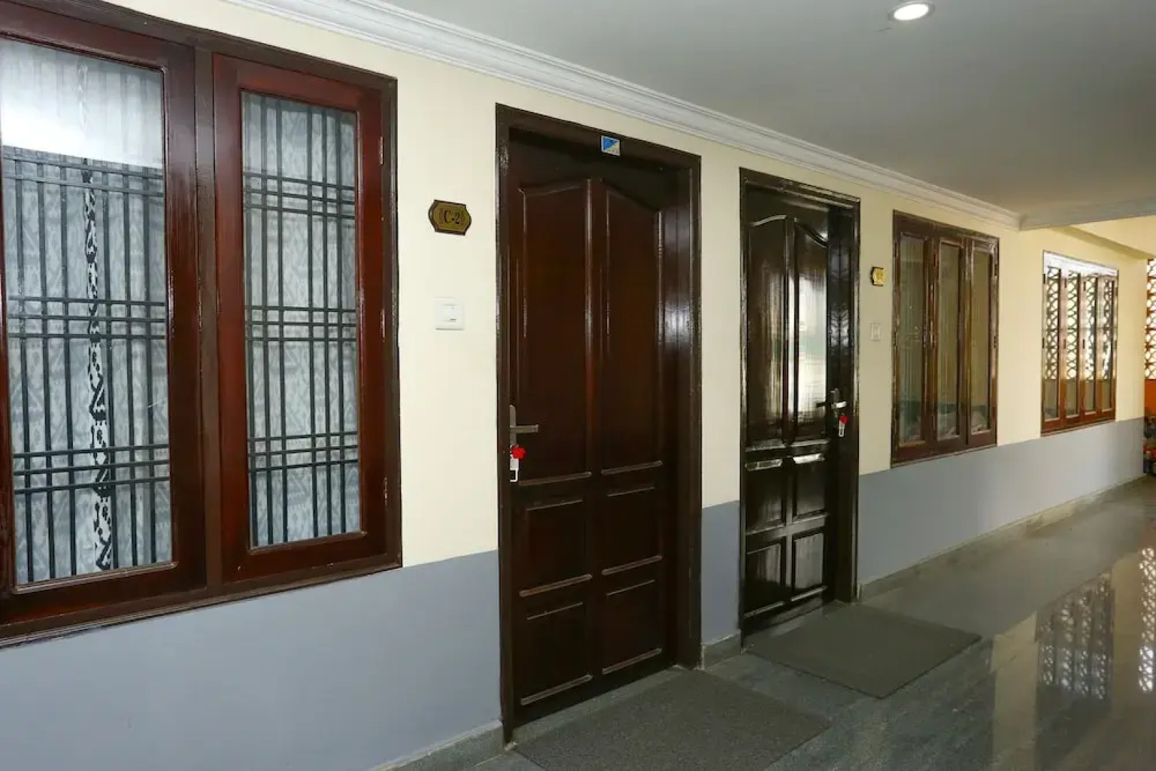 OYO Home 23654 Designer 2BHK