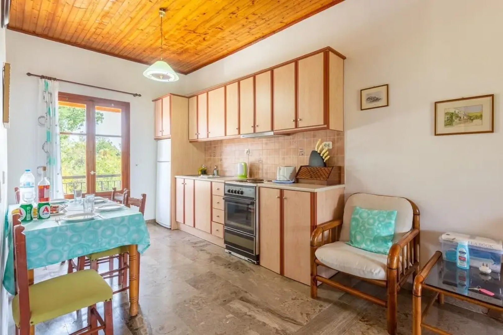 Cochelli Villa Upper Swimming Pool Walk to Beach Sea Views A C Wifi Car Not Required - 205