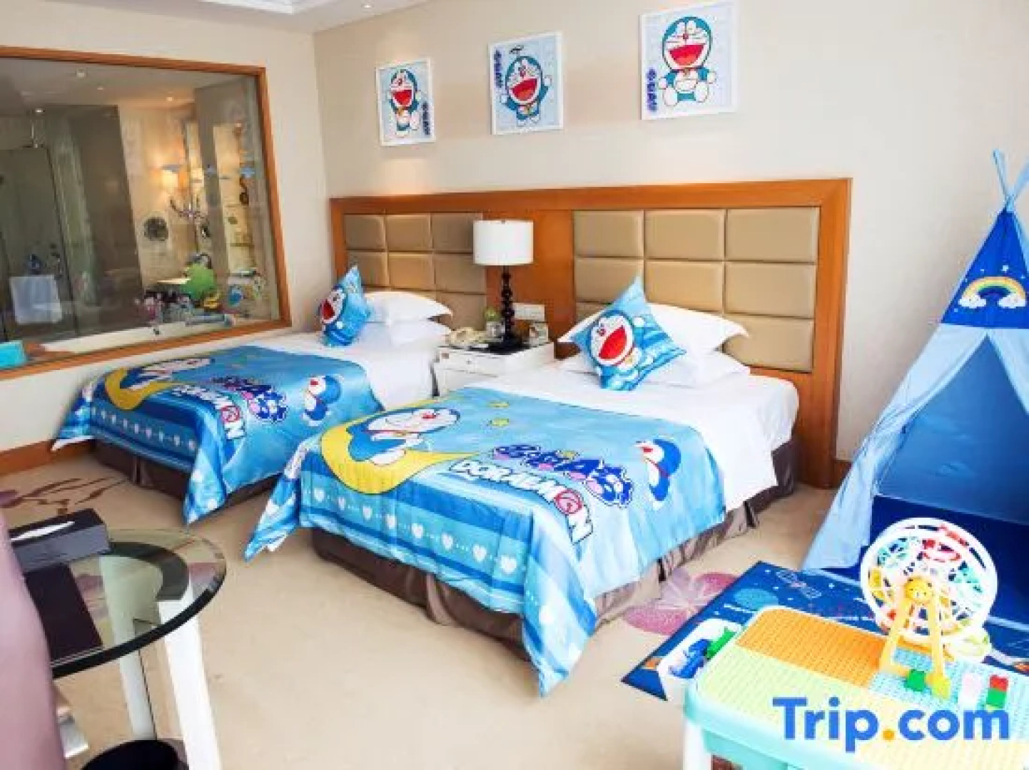 Wyndham Xinyang Downtown