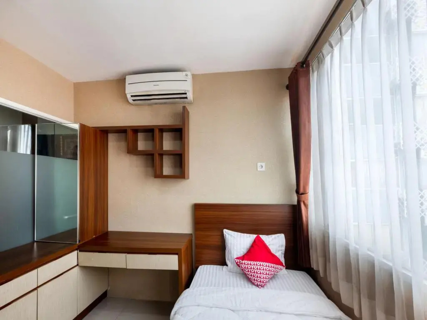 OYO 3691 Apartment Saladin Mansion