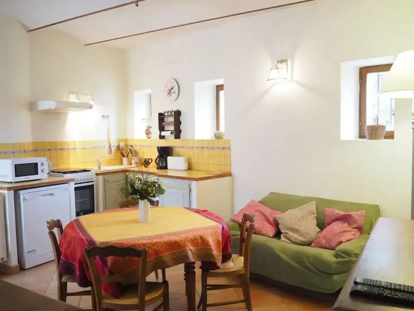 Charming Provencal Holiday Home With Garden