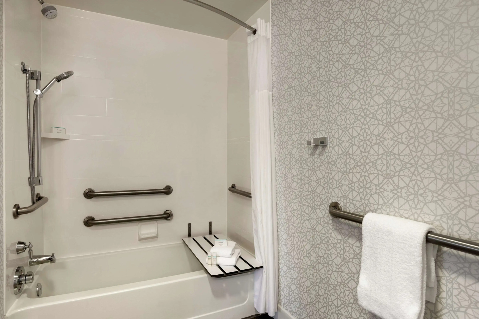 Hampton Inn & Suites Frederick-Fort Detrick