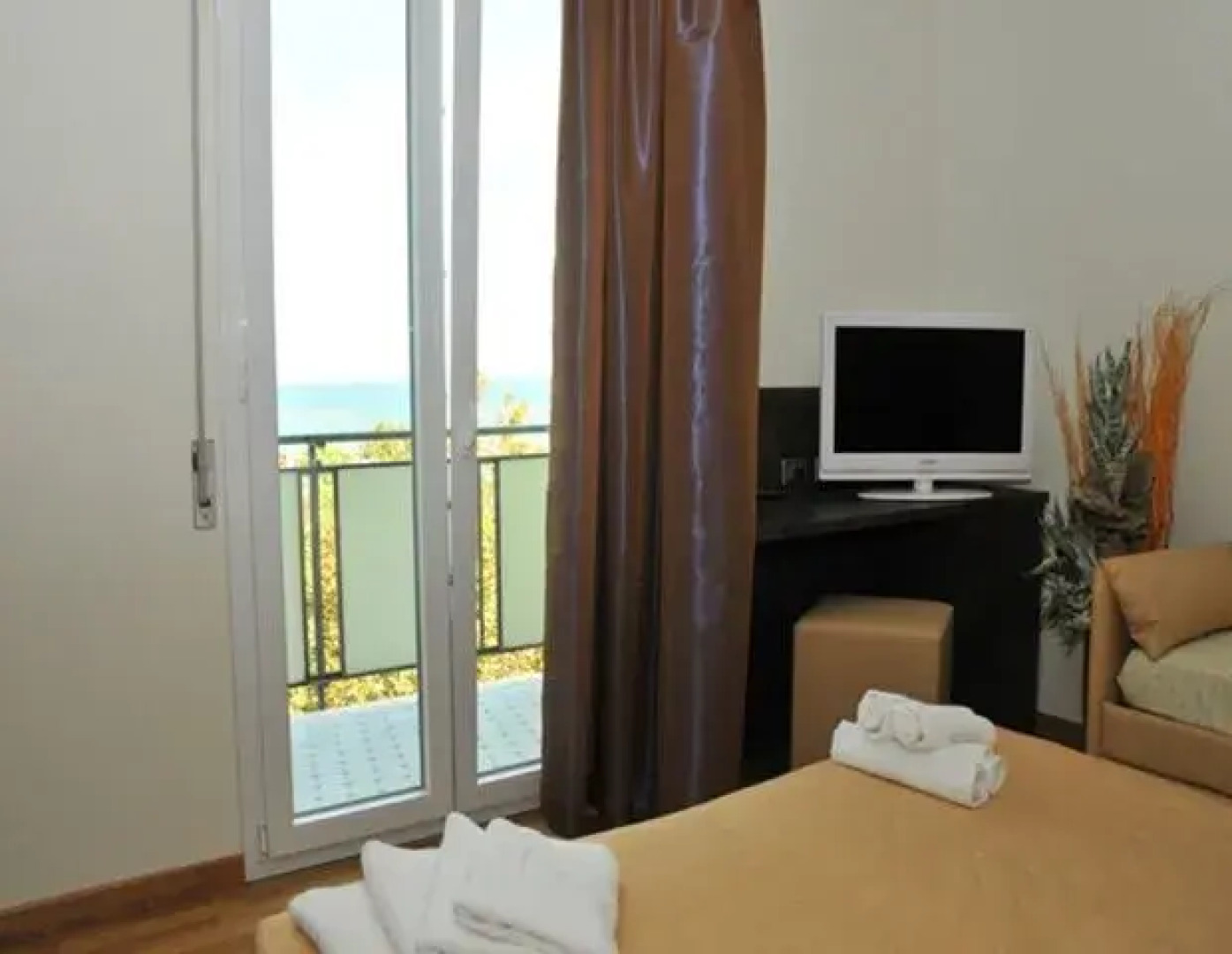 Hotel Sabrina Village