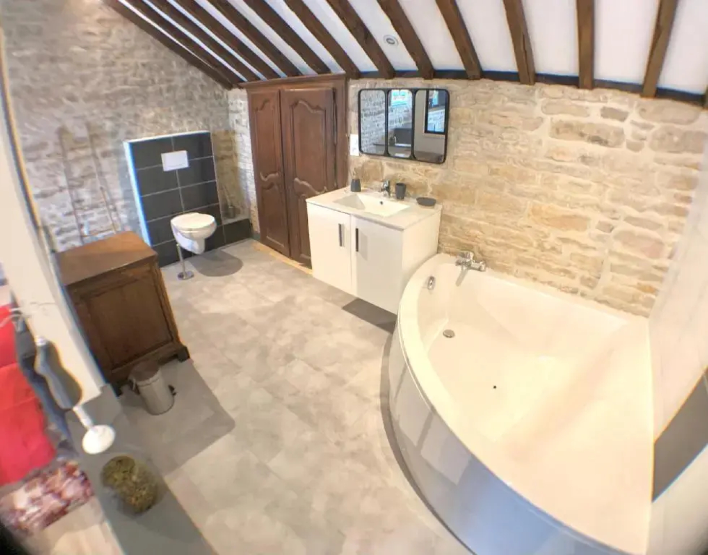 Le Clos Saint Gilles, T5, village viticole