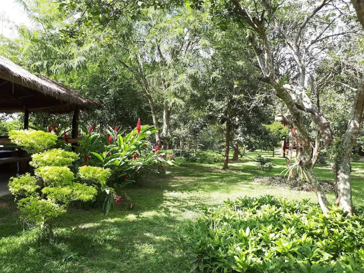 Baan Suansabaijai Resort