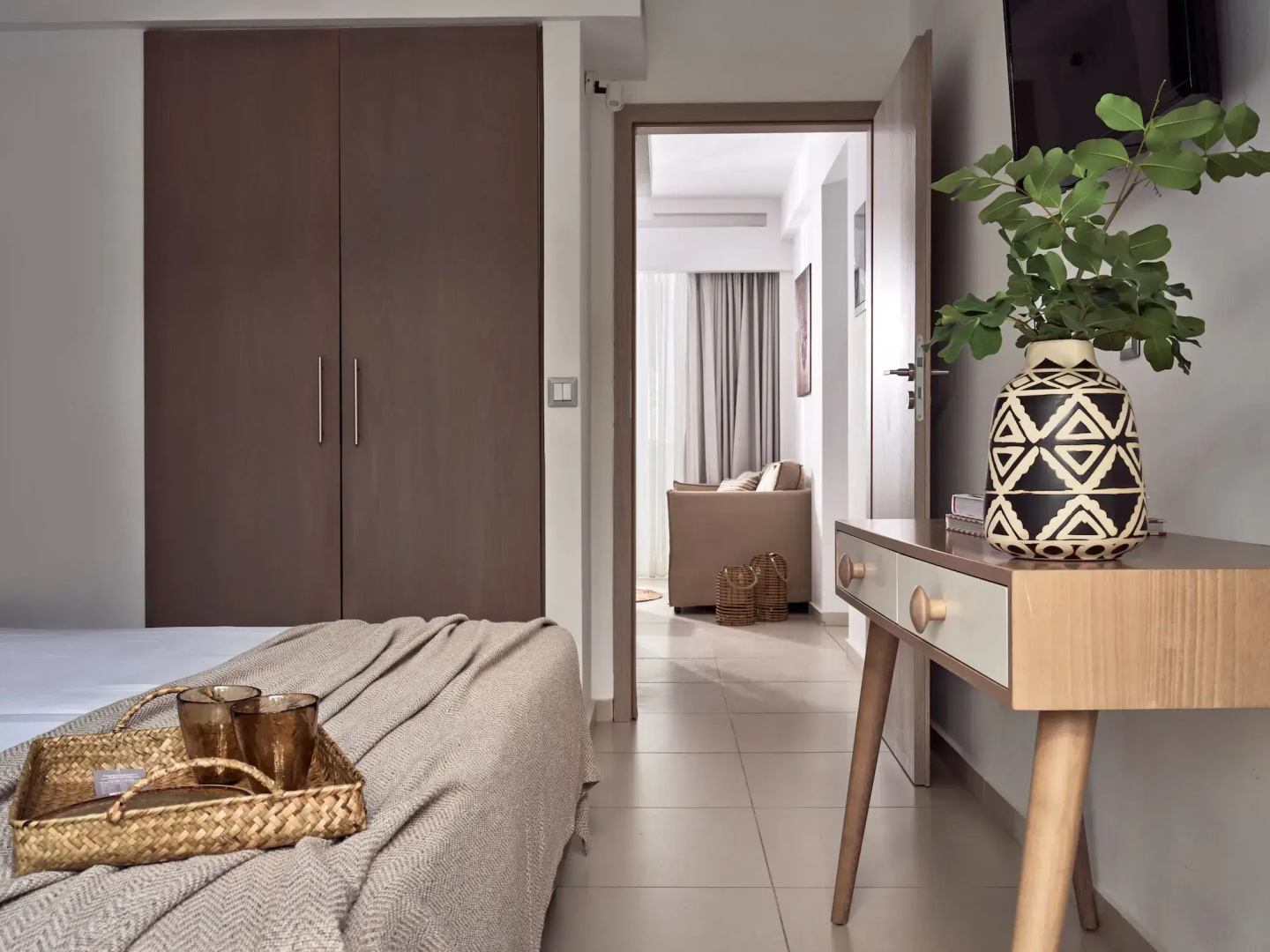 Troulis Aparthotel