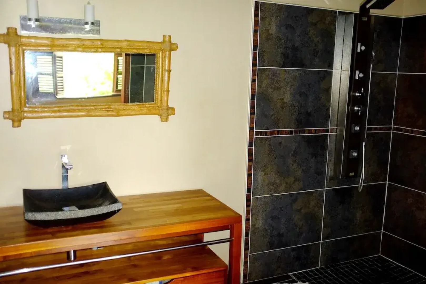 House With 3 Bedrooms in Le Lamentin, With Enclosed Garden and Wifi -