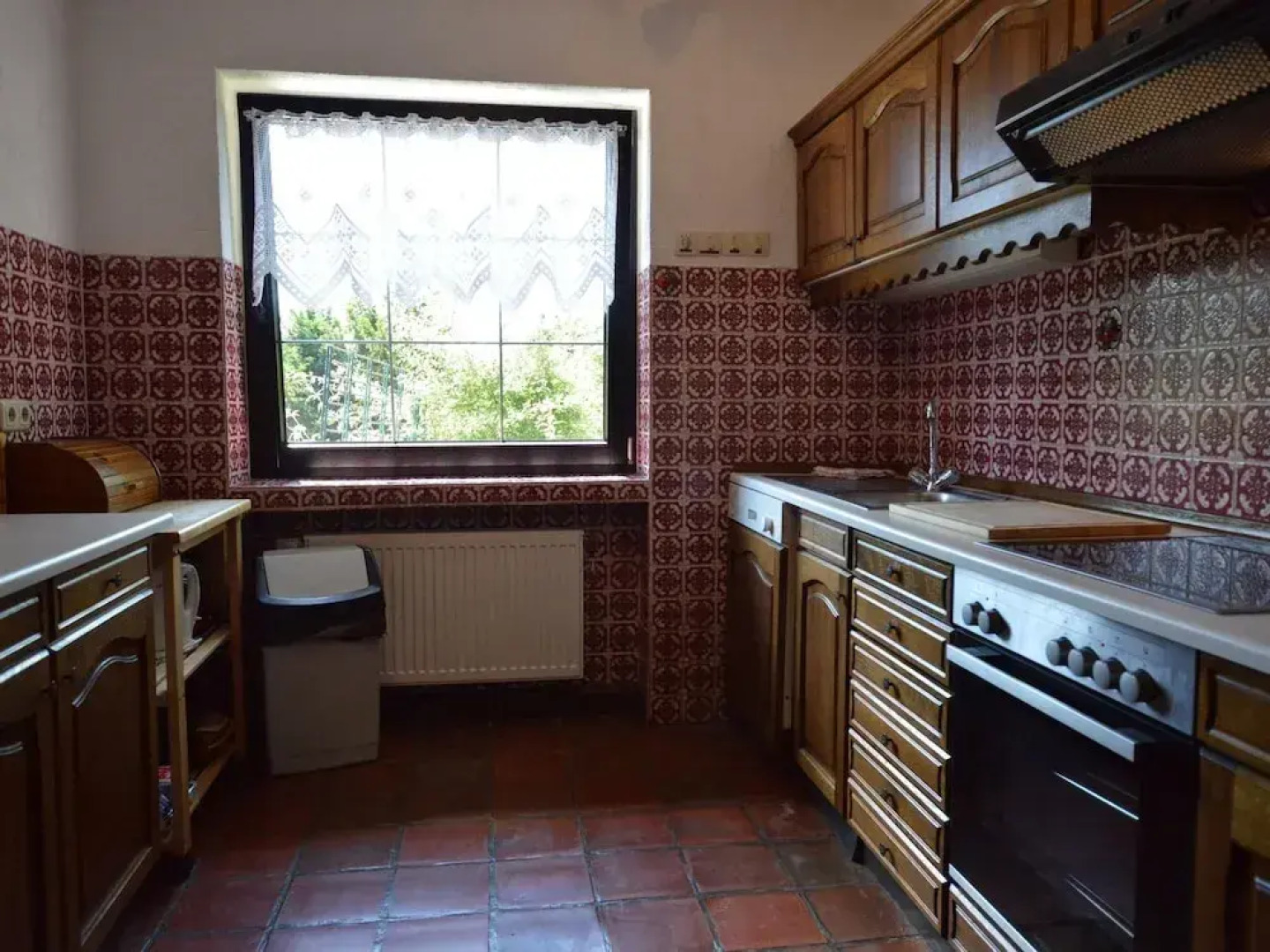 Romantic Mansion in Strotzbusch by the Forest