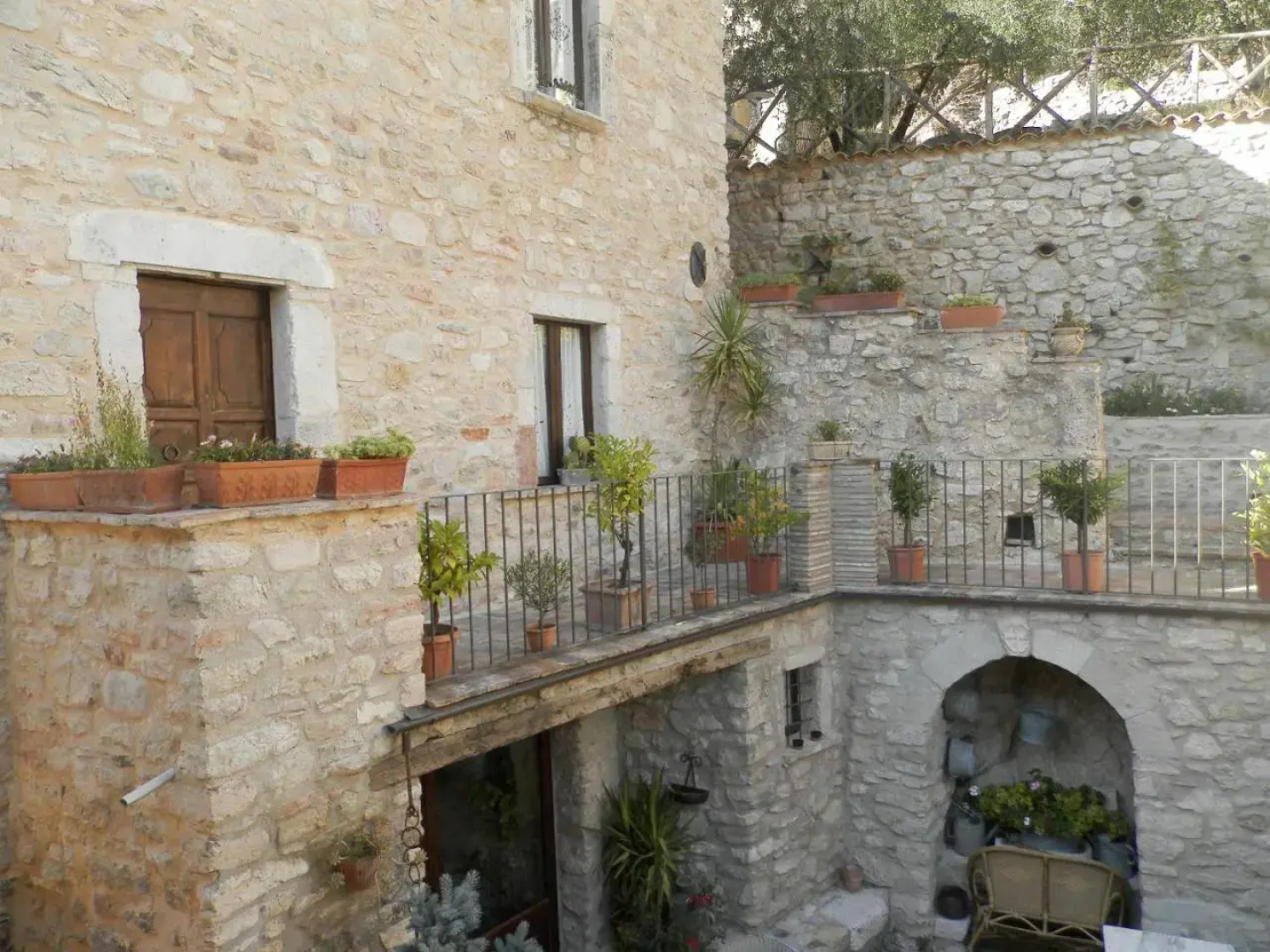 Residenza di Paese Castello del Poggio