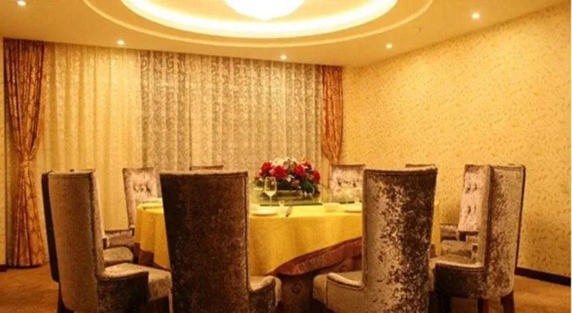 Jin Dun Celebrity International Hotel