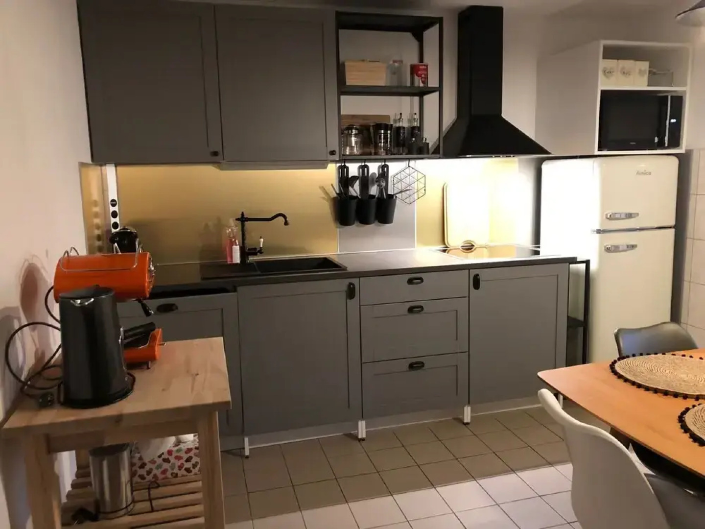 Holiday Hill 67 ern D l