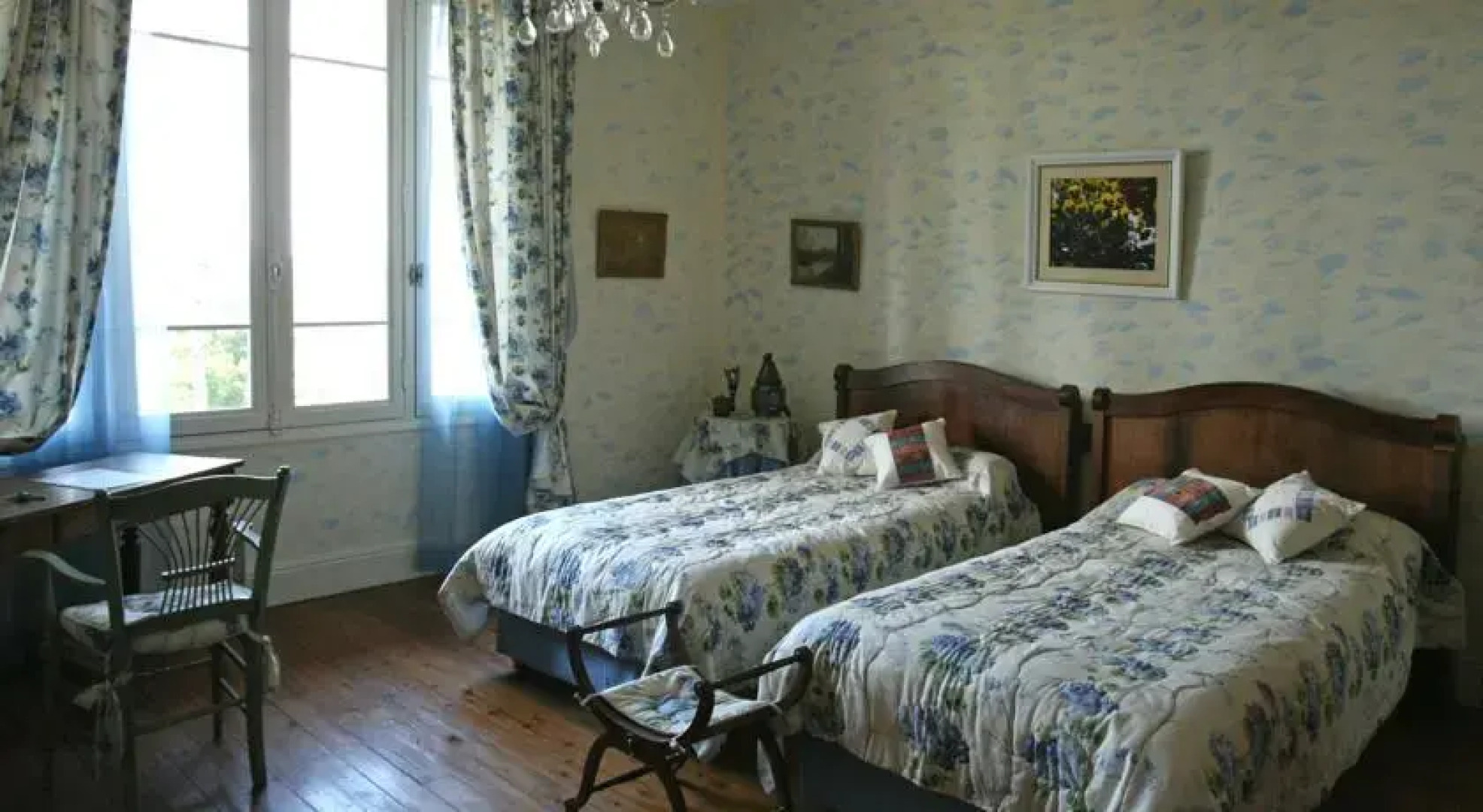 Chambres dHôtes Fondragon les Cedres