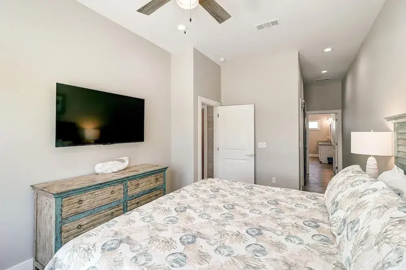 Seven Palms 3 Bedroom Home by RedAwning