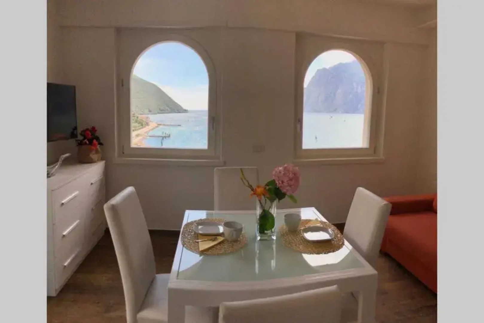 Wind Rose Apartments 2