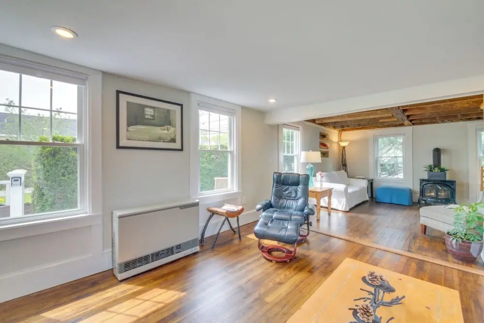 Rockland Home w/ Deck 5 Mins to Historic Downtown!