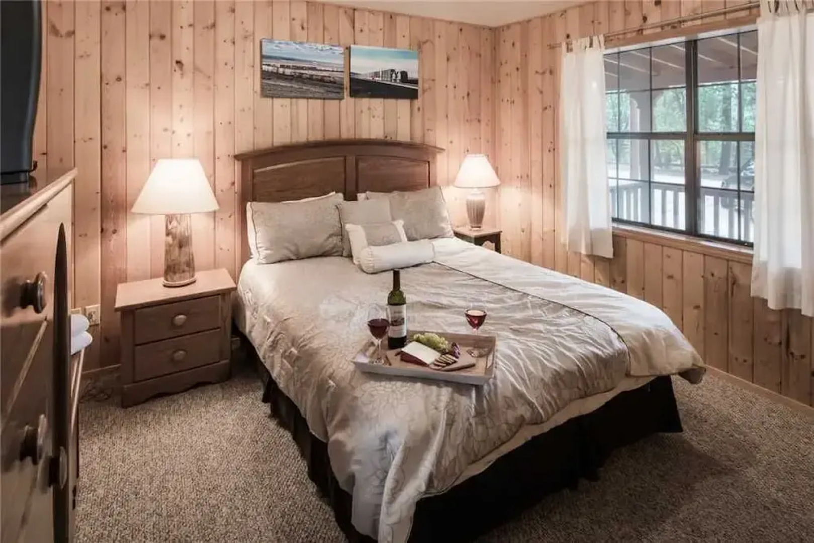 123 Rising Hill - Two Bedroom Cabin