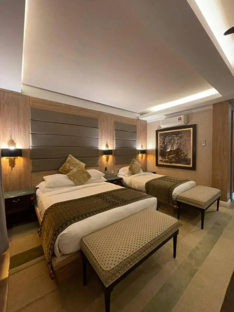 Shari-La Island Resort