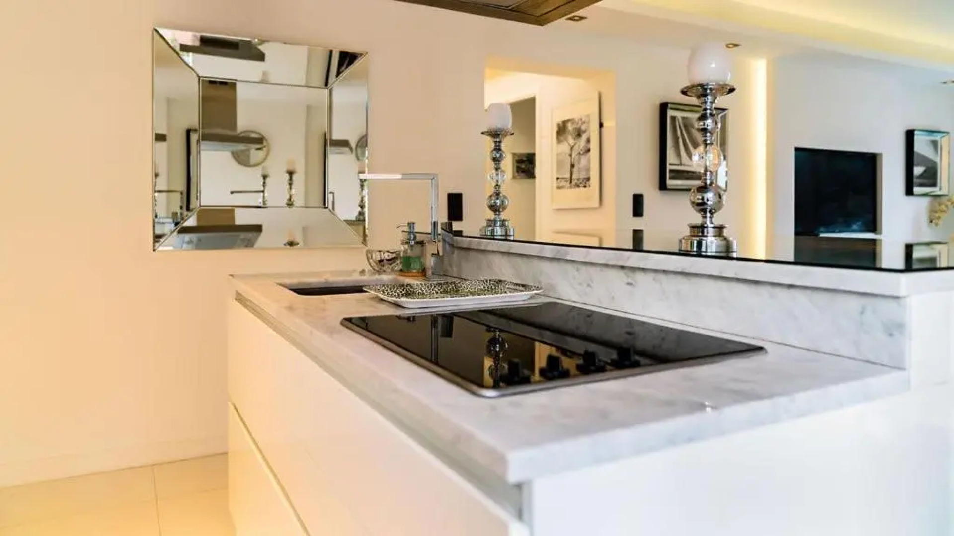 Deluxe apartment Villefranche Sea view front Terrace 230m2 with Jacuzzi