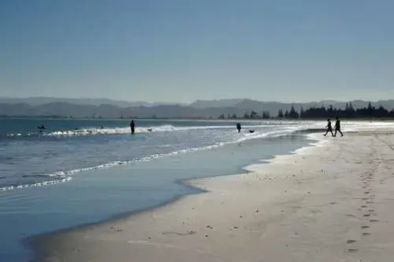 Whispering Sands Motel