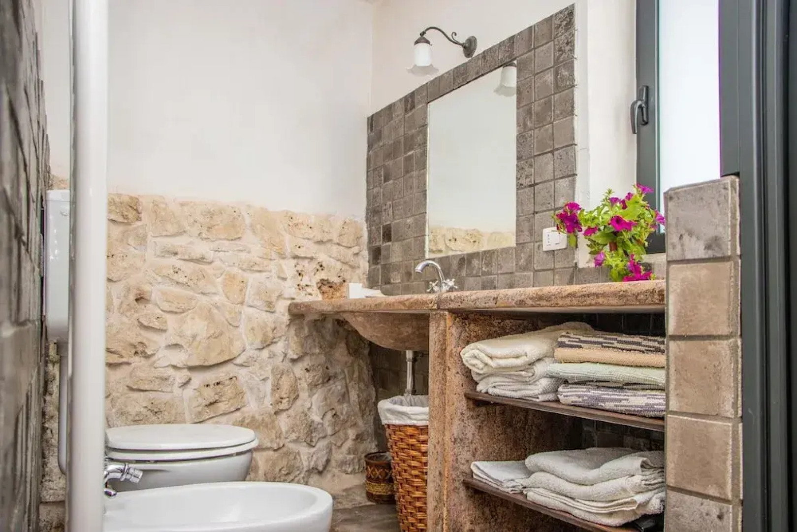 3598 Trullo Yoram by Perle di Puglia