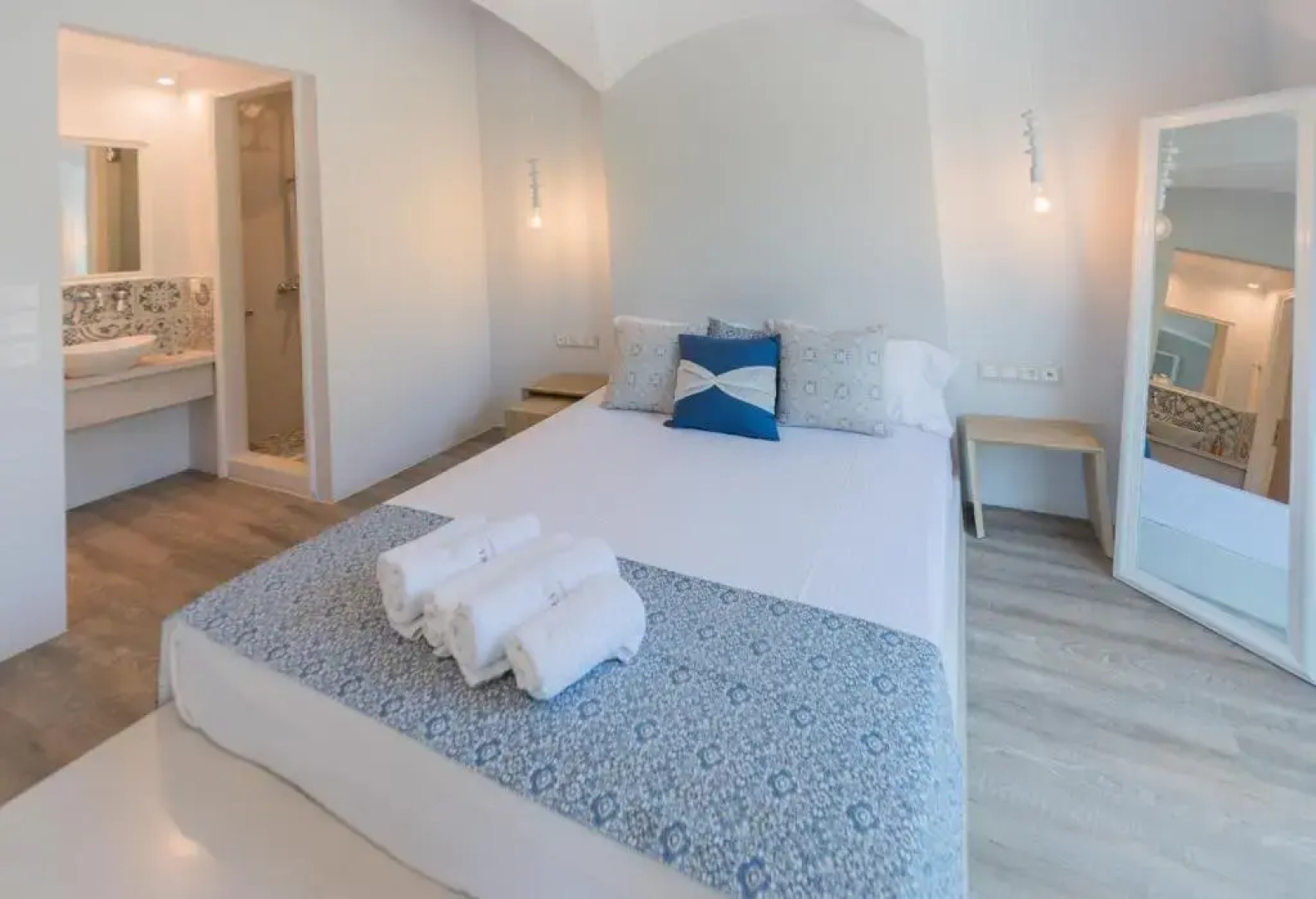 The ELECTRA Premium Boutique Apartments