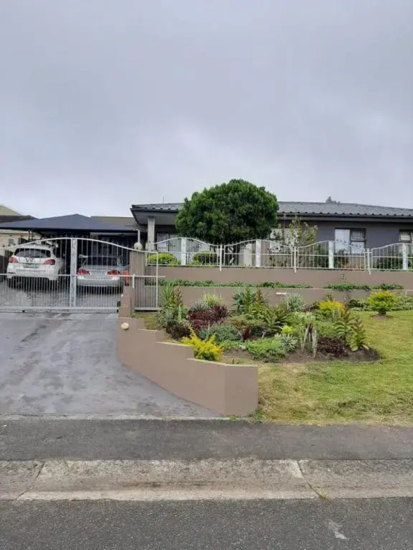 Ariah's Guesthouse and Self Catering