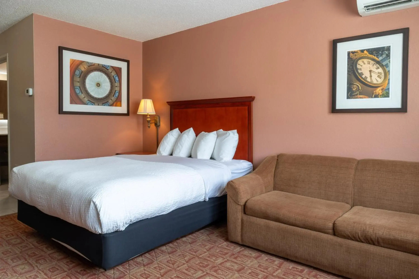 Norland Inn and Suites Roseau