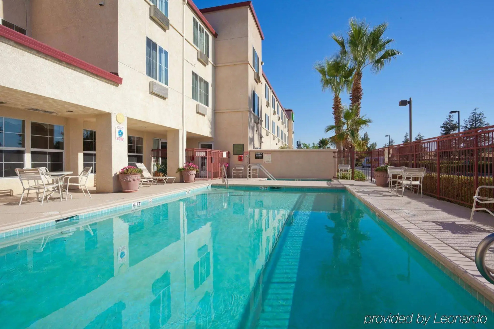 Holiday Inn Express Hotel & Suites Tracy by IHG