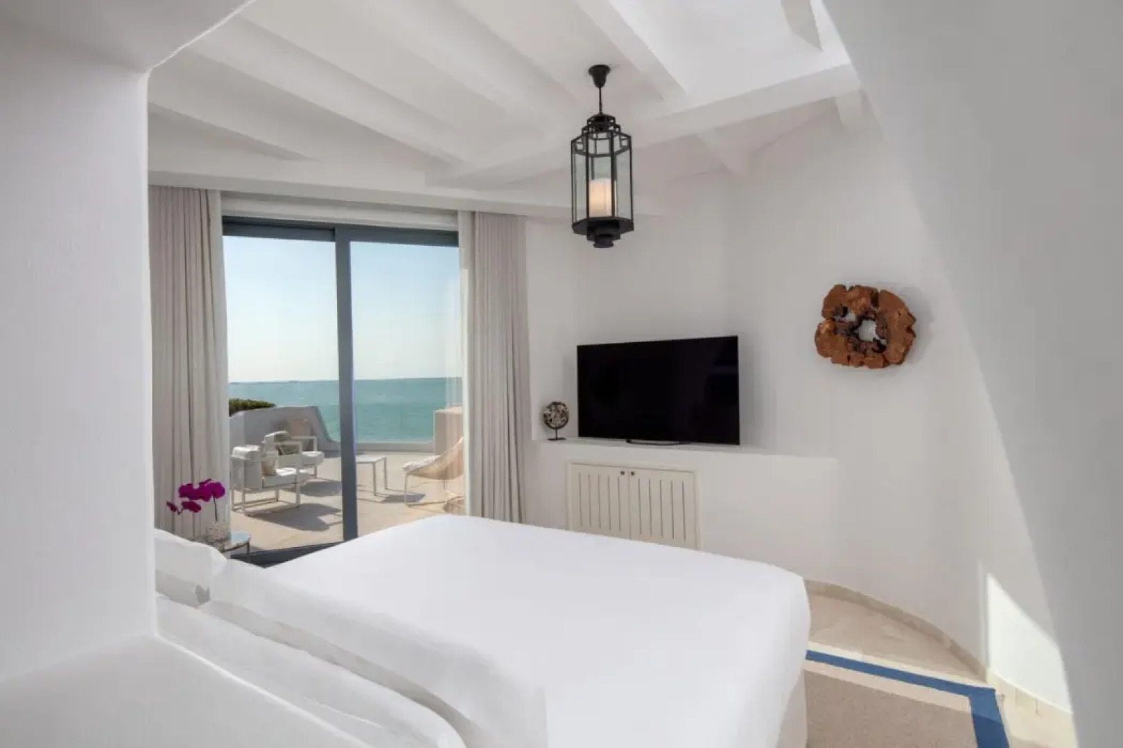 Anantara Santorini Abu Dhabi Retreat - Adults Only