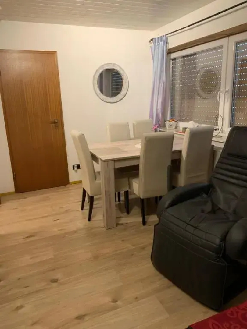 Gemütliche 2.5 Zimmer Wohnung mit Garten