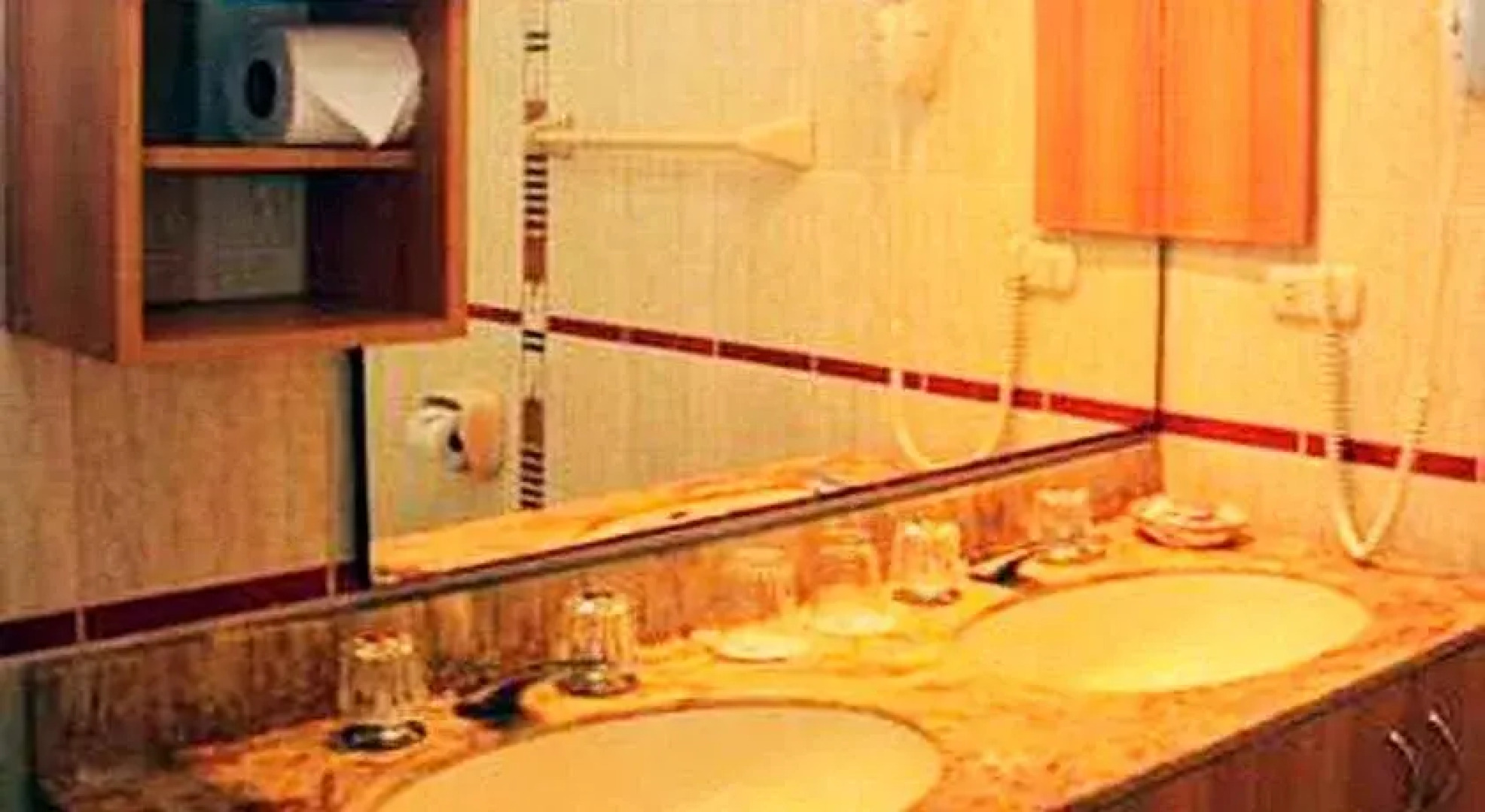 La Posada de Lobo Hotel & Suites