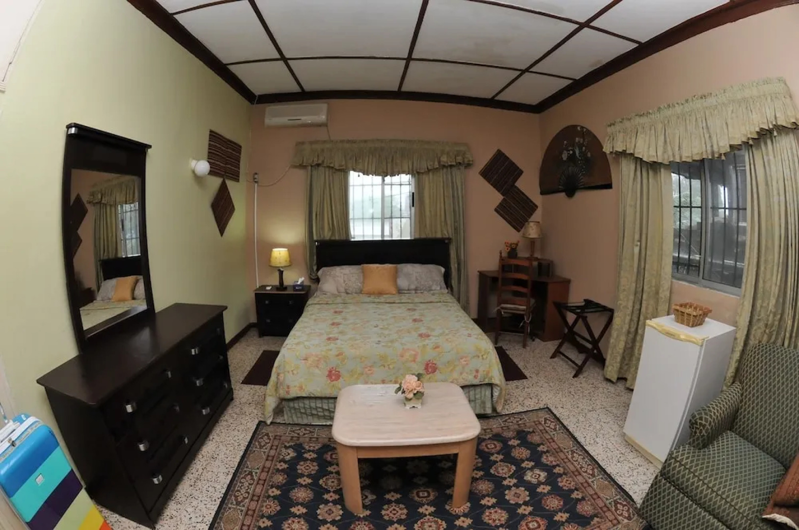 Mokos Bed & Breakfast