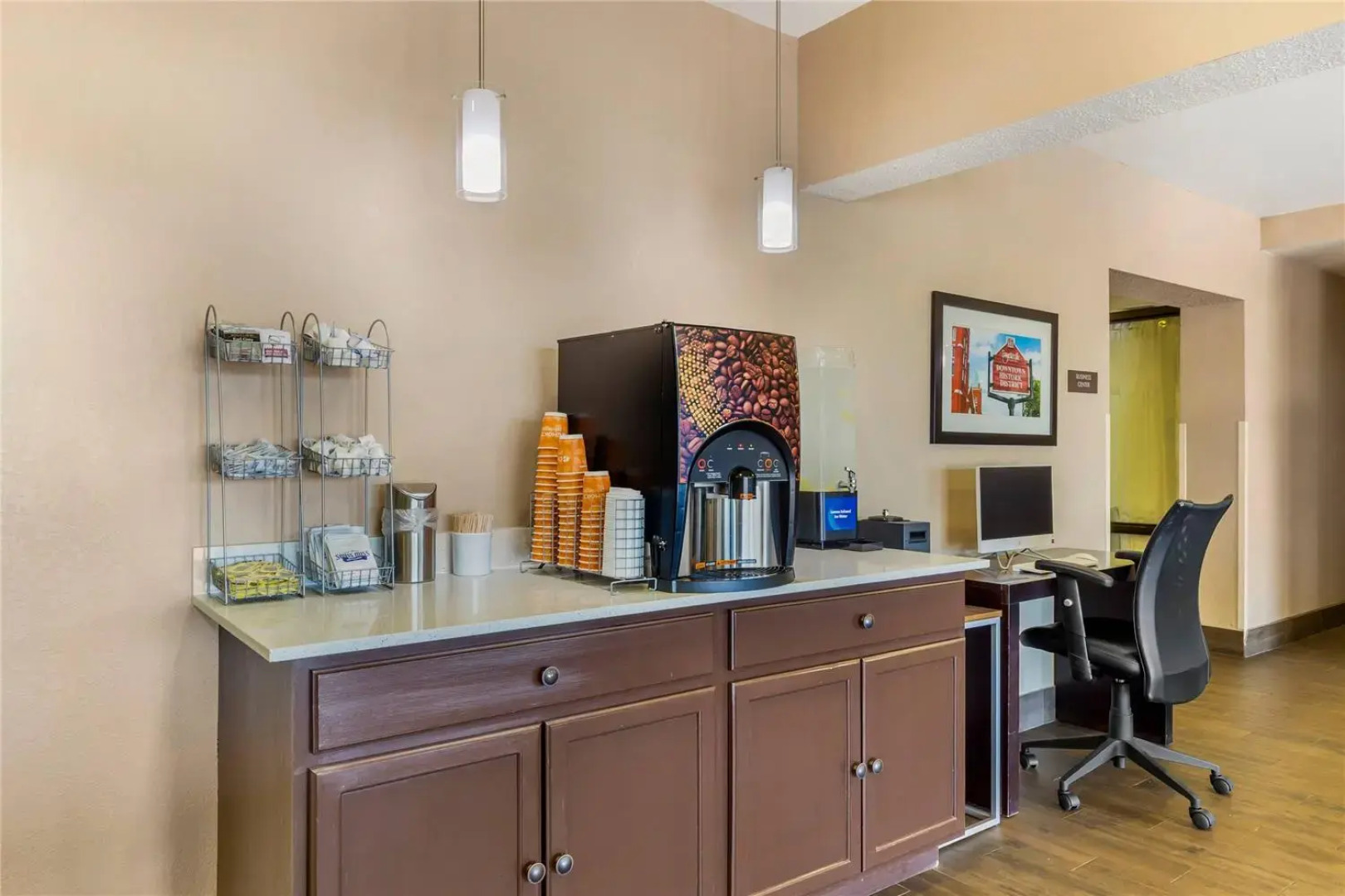 Quality Inn & Suites Spring Lake - Fayetteville Near Fort Liberty