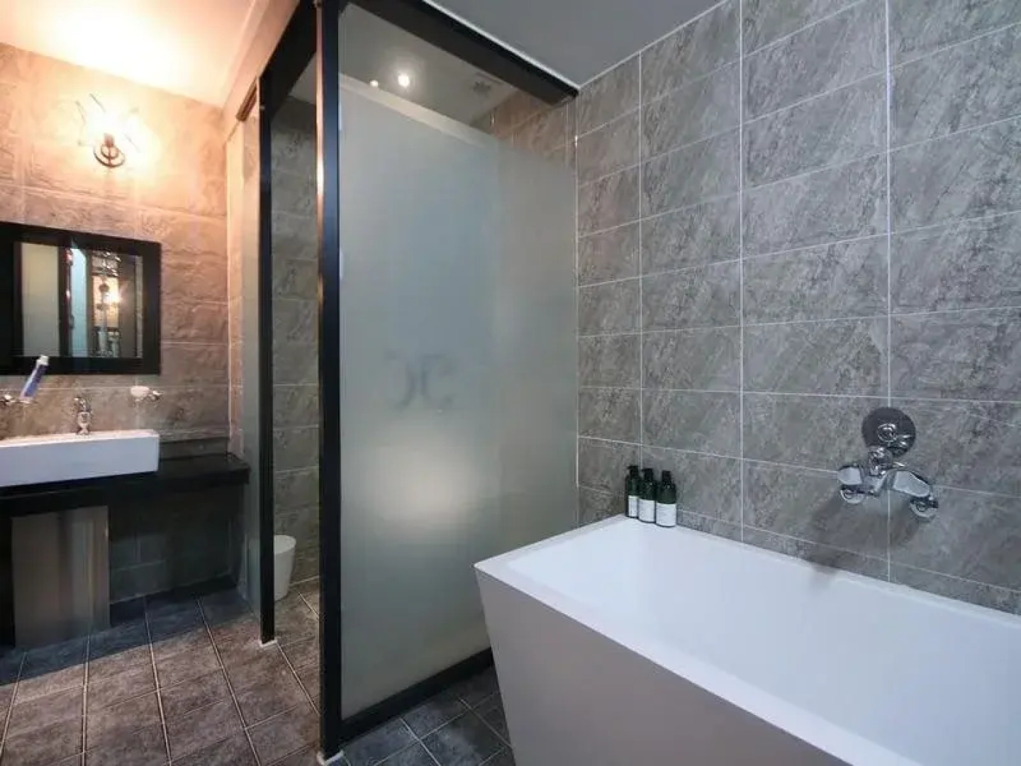 Gimhae Jangyu HUEN Hotel