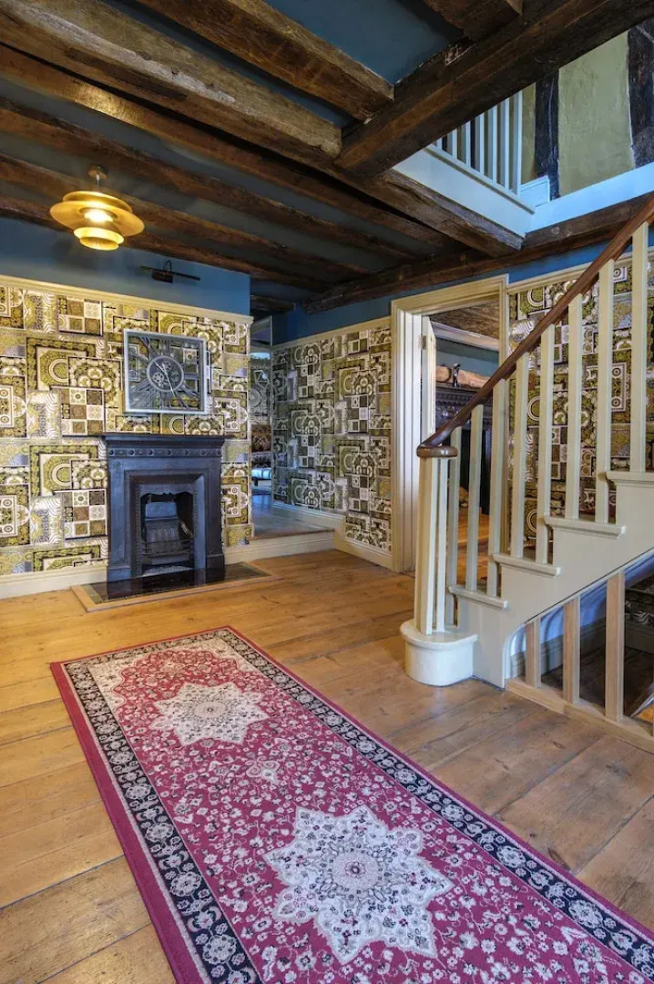 Luxury 8 Bed Manor House Hot Tub Cinema Room Skytv