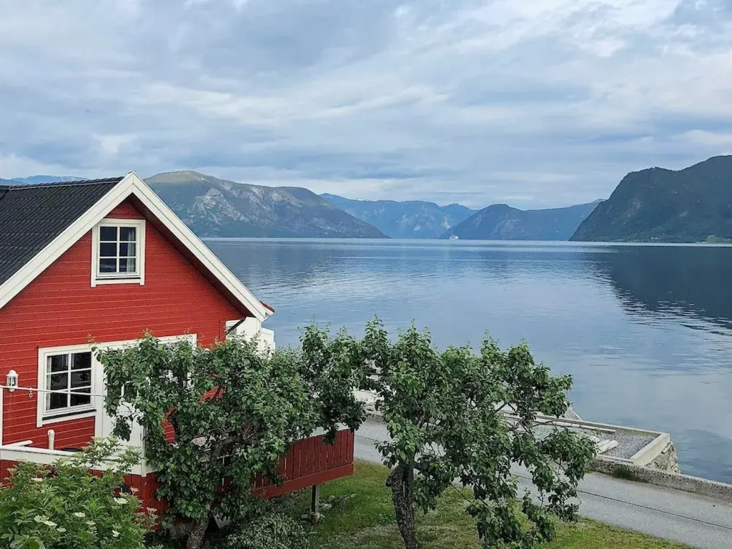 8 Person Holiday Home in Leikanger