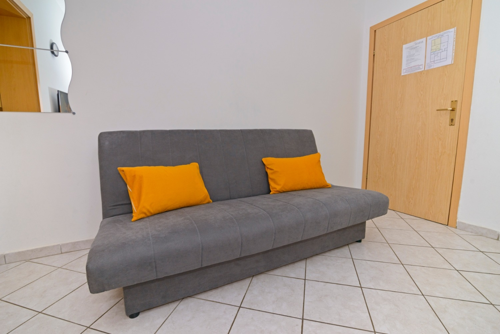 Apartment Zora - garden terrace and grill A4 Pirovac, Riviera Sibenik