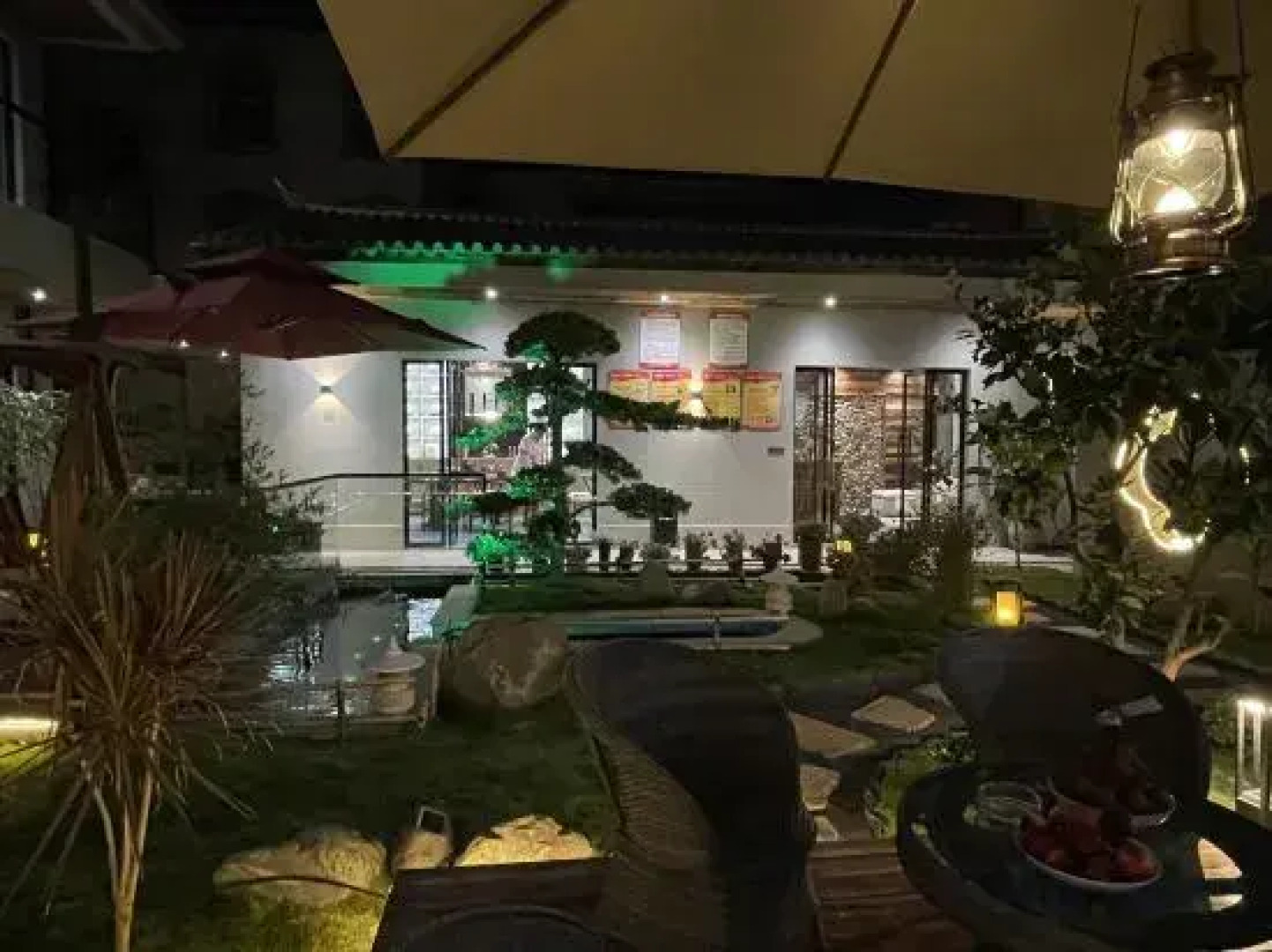 Shiping Longhe Mountain House