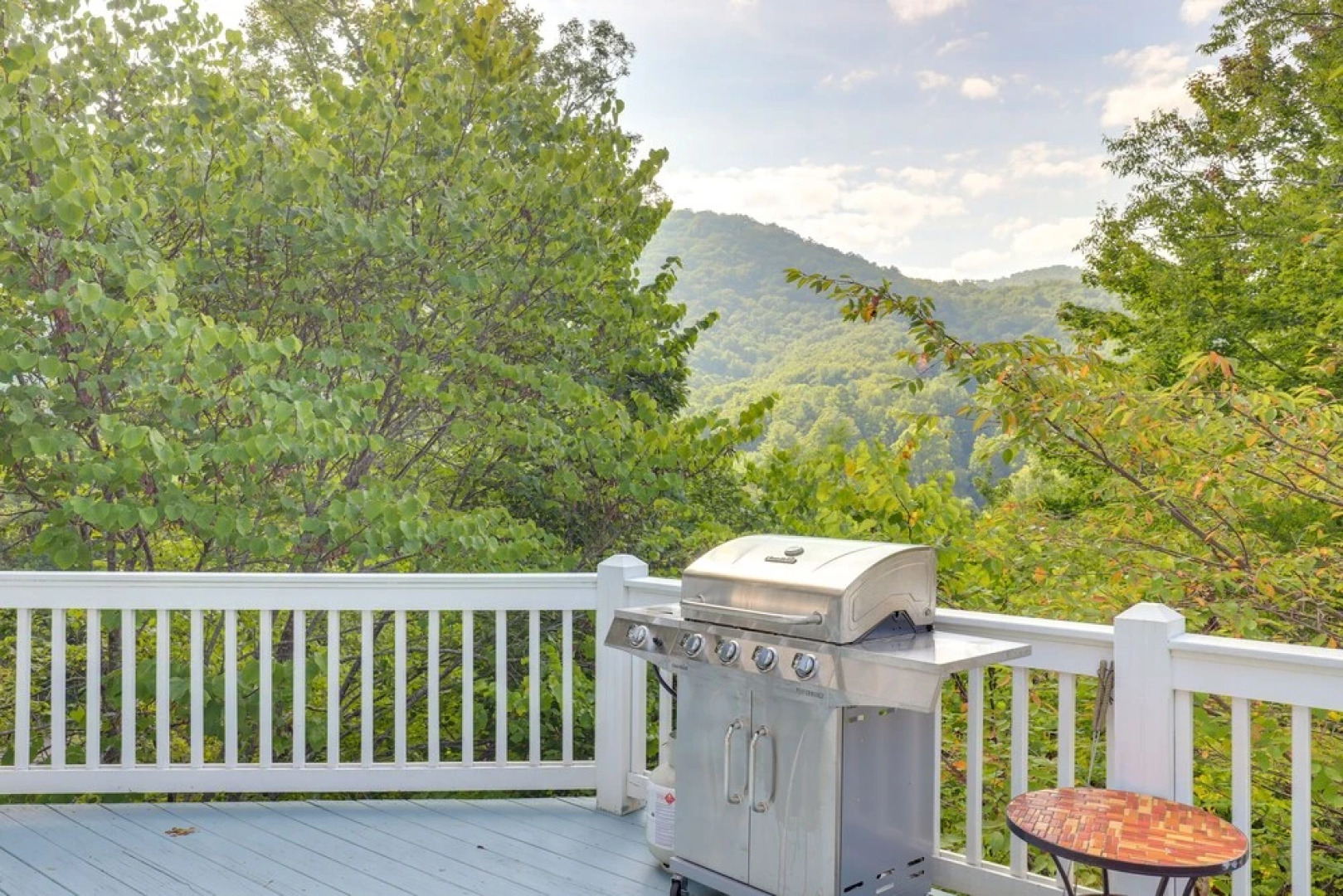 Secluded Retreat w/ Hot Tub & Game Room!