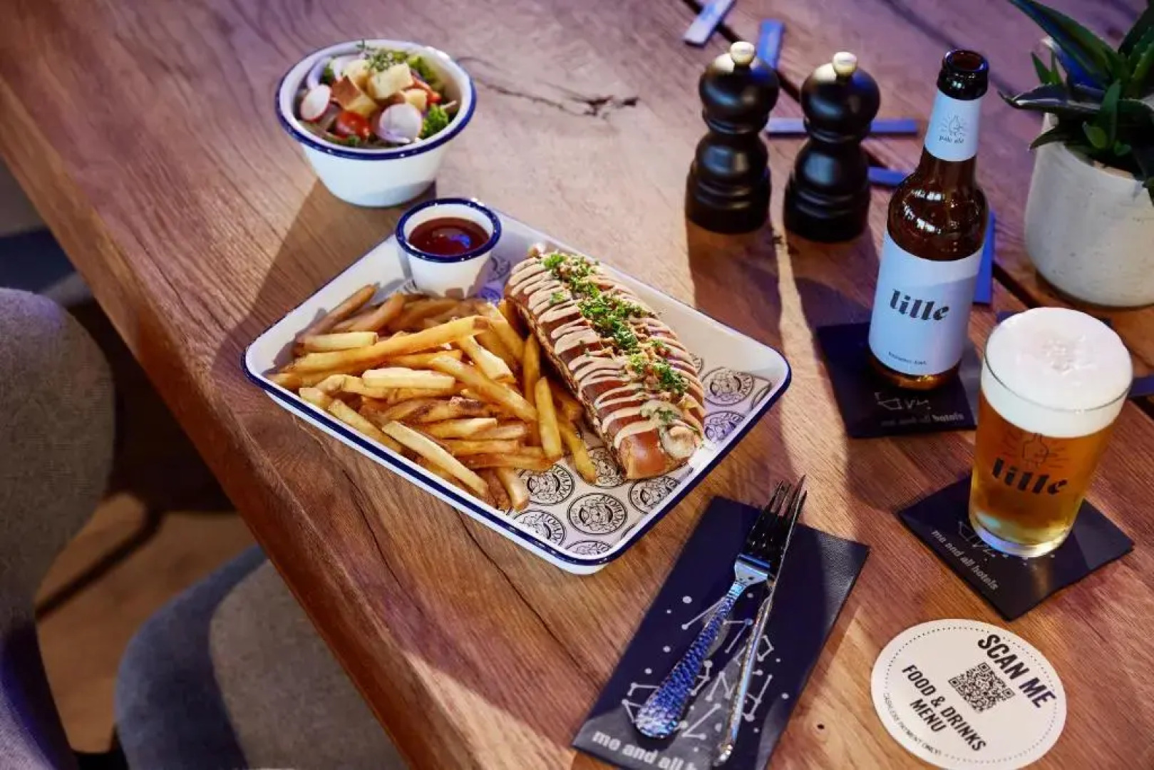 Me and All Hotel Kiel, by Hyatt