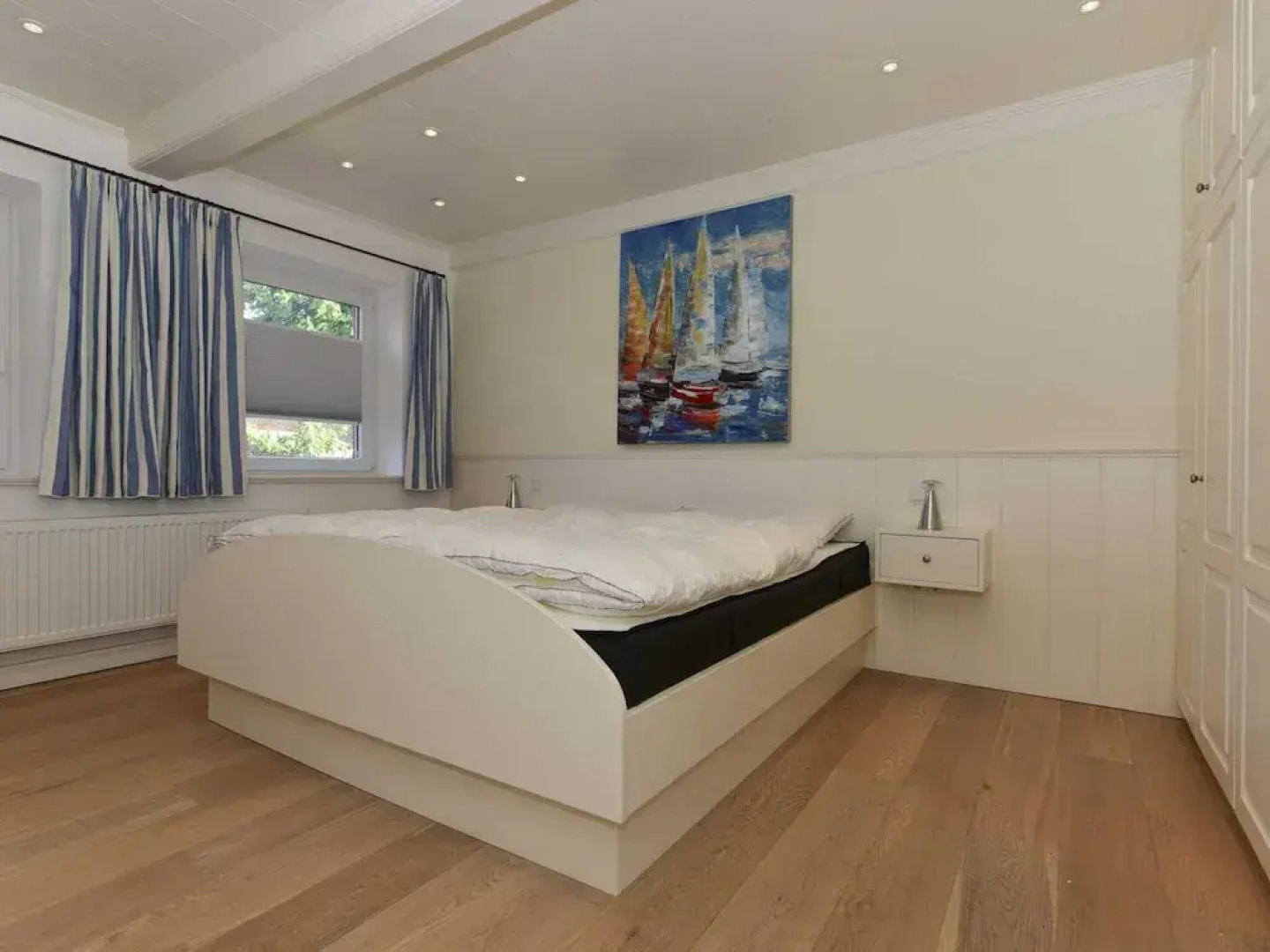 Idyllically Located, Comfortably Furnished and Renovated Holiday Apartment