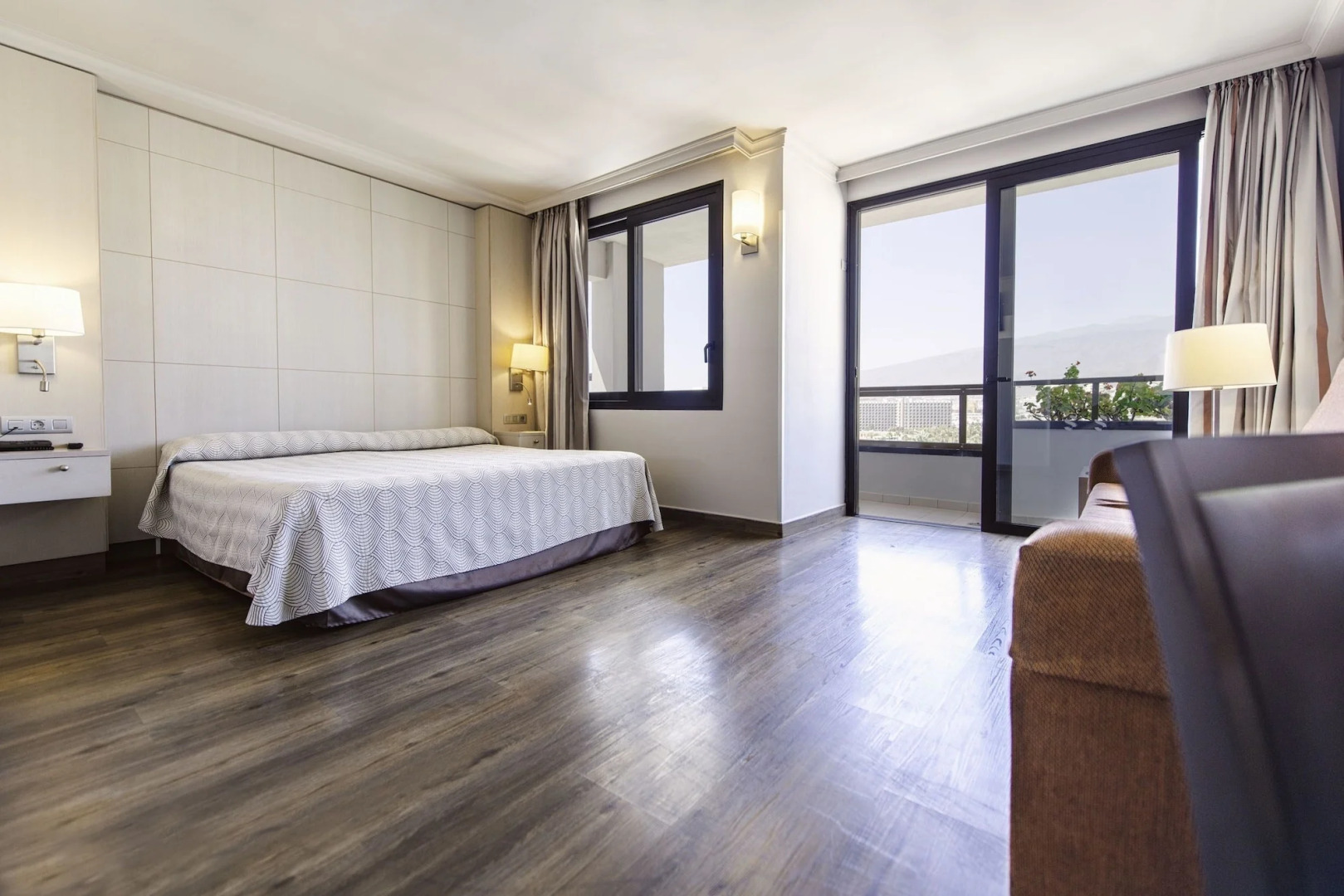 Spring Hotel Bitácora