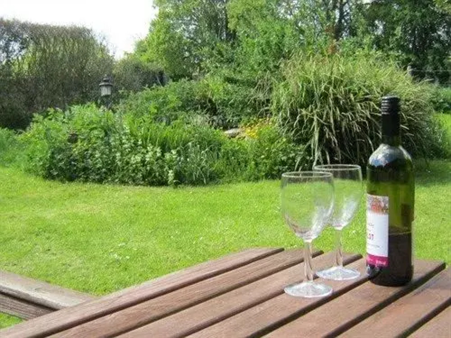 2 Bursteads Cottages