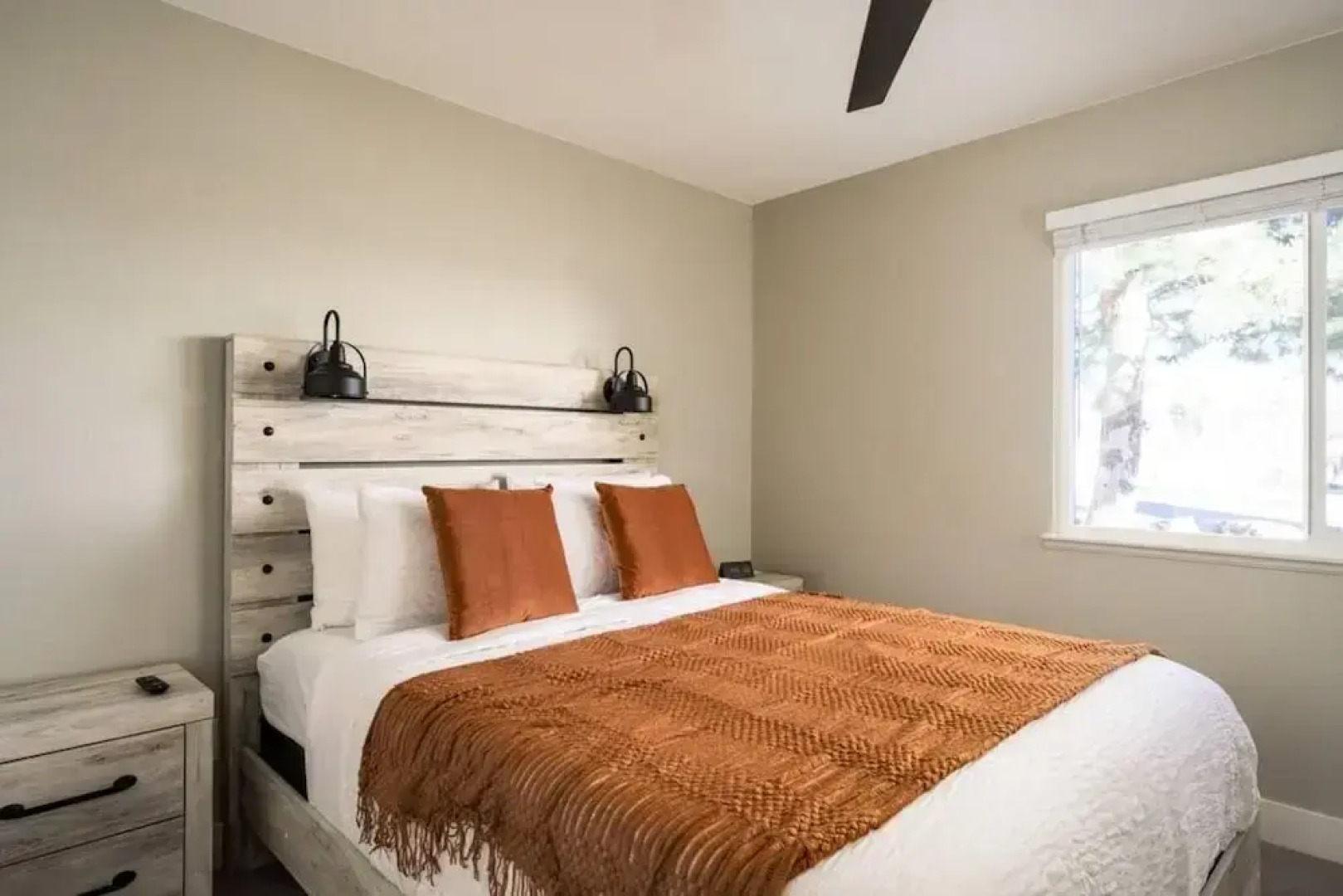 Cheerful Denver Hideaway W 2 Queen Beds Unit B