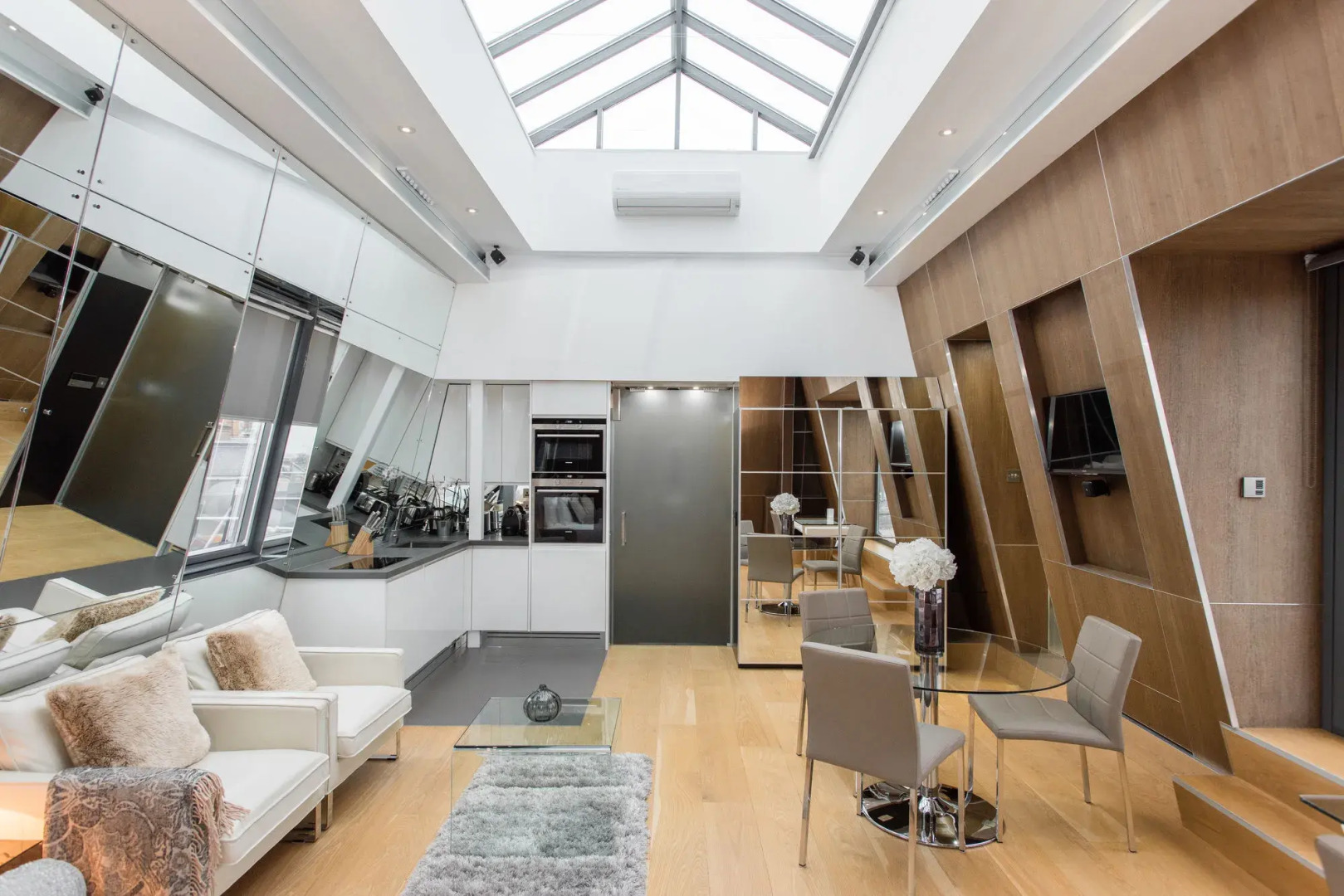 The Harrington - Gloucester Road - 1 Harrington Gardens