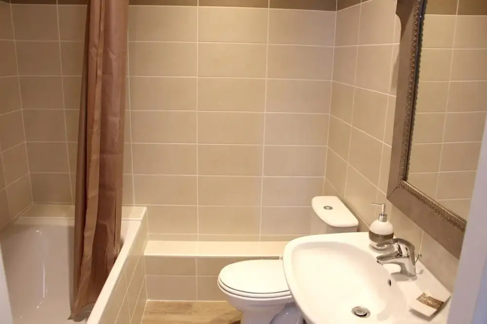 Apartment With 4 Bedrooms In Espalion With Wonderful Mountain View Furnished Garden And Wifi