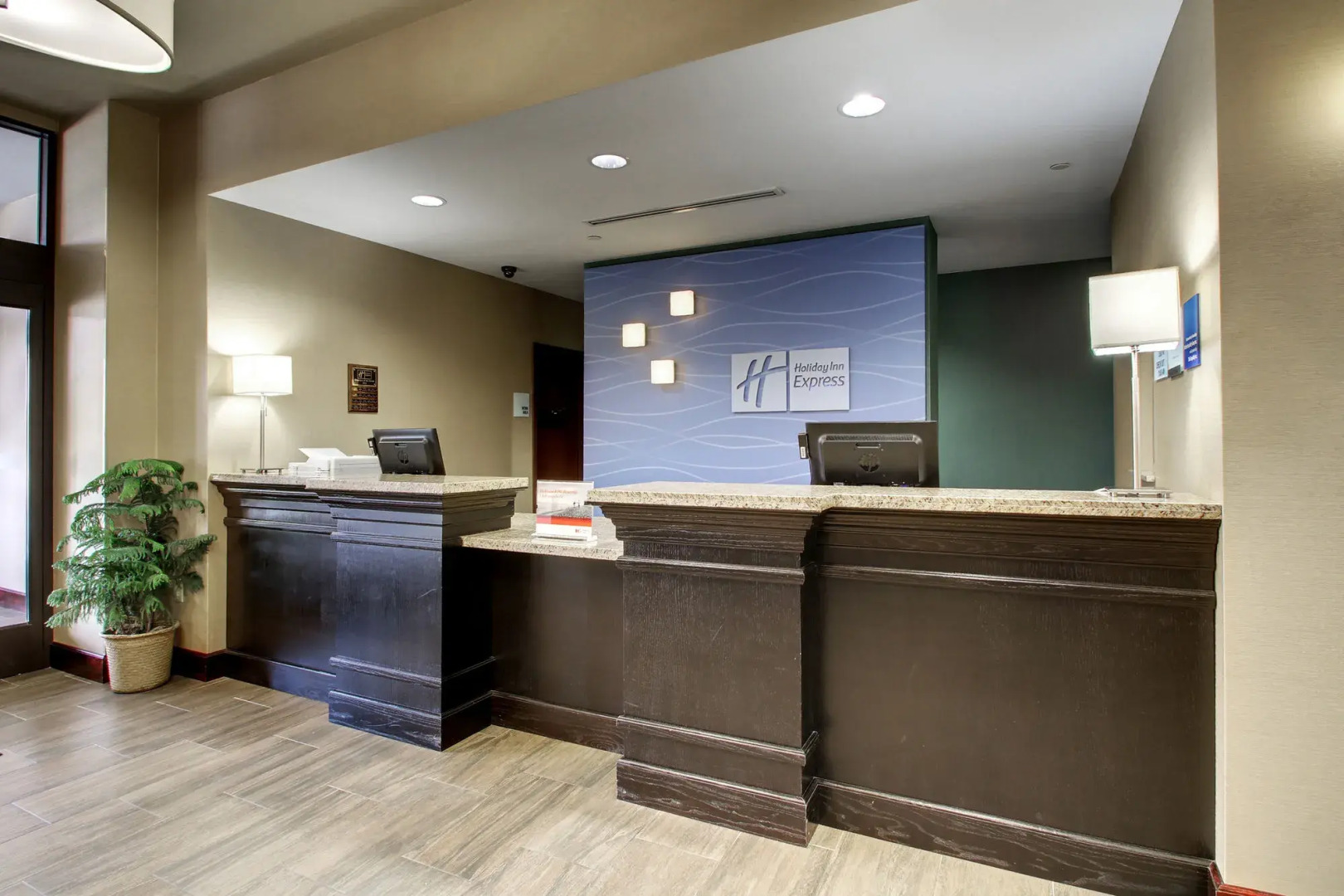 Holiday Inn Express Hotel & Suites Natchez South by IHG