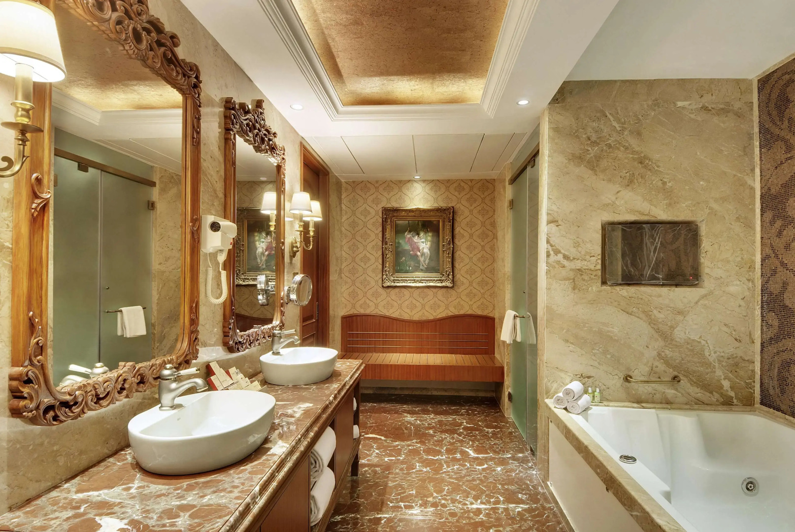 Express Inn The Business Luxury Hotel